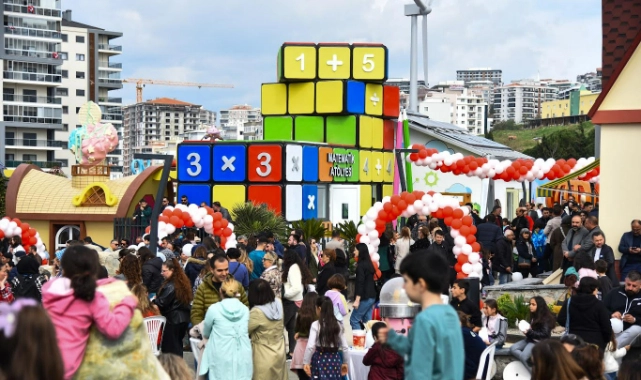 Menemen Çocuk Köyü’ne 2 hafta da 250 bin ziyaretçi!