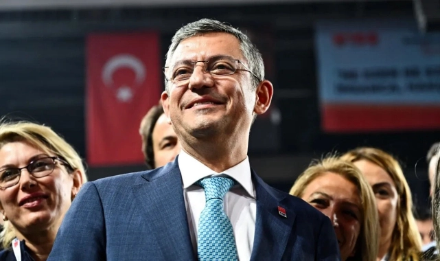 Özgür Özel’den İzmir açıklaması: “Korkulu bir rüya görmeden kazanacağız”