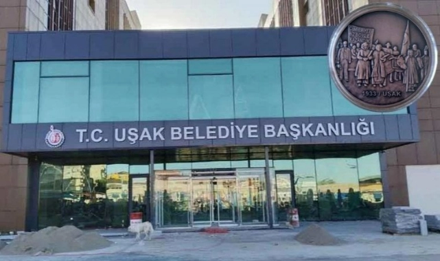AK Partili başkandan binlerce liralık madalyon 