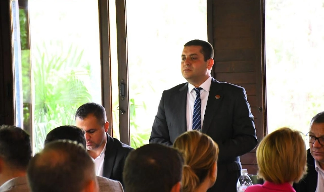 Başkan Demir, kurum müdürleri ile net konuştu: "Uykularımızdan feragat edeceğiz, çok çalışacağız"