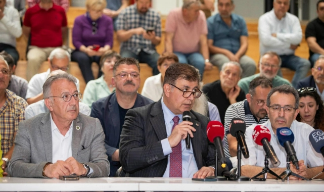 Başkan Tugay: Aliağa'da kontrolsüz gemi sökümüne izin verilemez