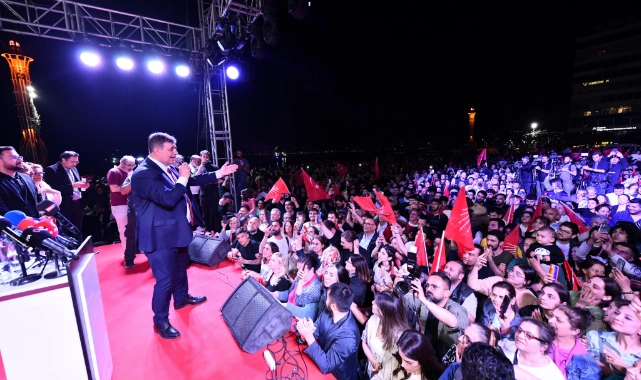 Cumhuriyet Meydanı'nda muhteşem final