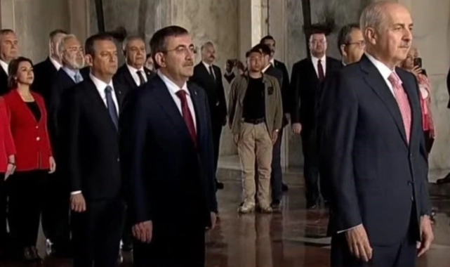 Devlet erkanı Anıtkabir'de! 23 Nisan töreninde tek genel başkan…