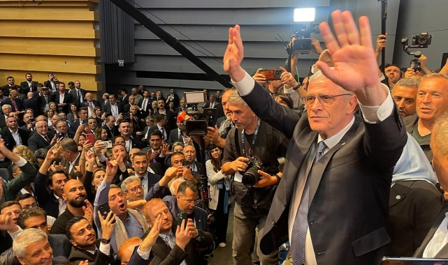 İYİ Parti'nin yeni genel başkanı Müsavat Dervişoğlu oldu