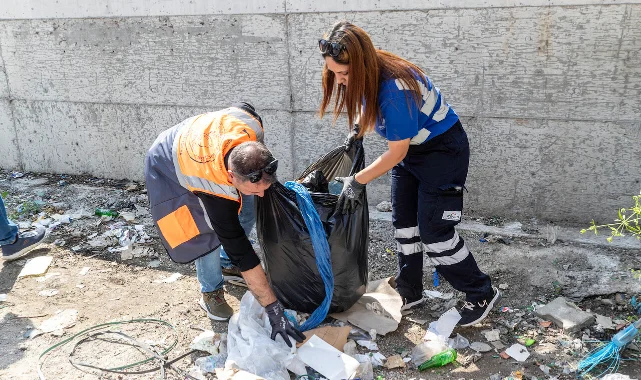 Temizlik seferberliği: İzmir'i her gün 850 işçi temizliyor