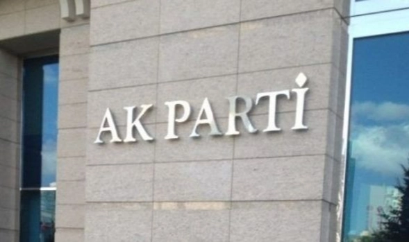 ‘Kimlerin kellesi gidecek’ kavgası