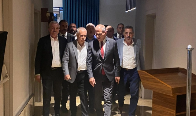 Kurultay öncesi Kırkpınar'dan Koray Aydın'a tam destek