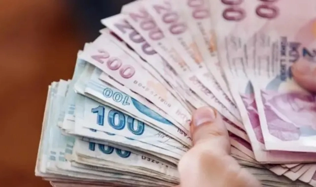 Milletvekillerinin alacağı maaş belli oldu