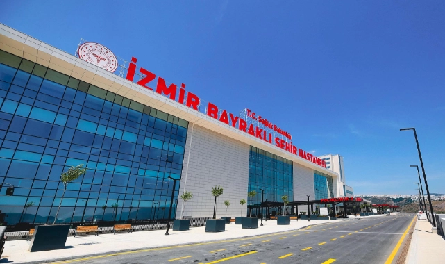 Şehir Hastanesi'nde rehine krizi sonrası eylem! Sağlıkçılar iş bıraktı