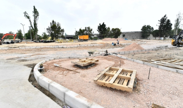 Ata Caddesi Kavşağı düzenleniyor