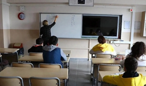 Bakan Tekin açıkladı: Eğitimci adaylarına akademi zorunluluğu