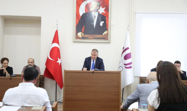 Balkan’dan festival  eleştirilerine yanıt