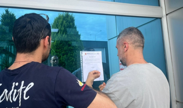 Basın-İş, Amcor İzmir’de grev ilanını astı