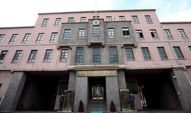 Birlik komutanın insan kaçakçılığı yaptığı gündeme gelmişti: MSB kaynakları haberi doğruladı