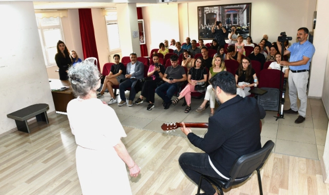 Çiğli Belediyesi Türkçe okuma yazma kursu sona erdi