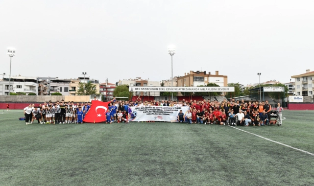 Çiğli’de “19 Mayıs Futbol Turnuvası” heyecanı sona erdi