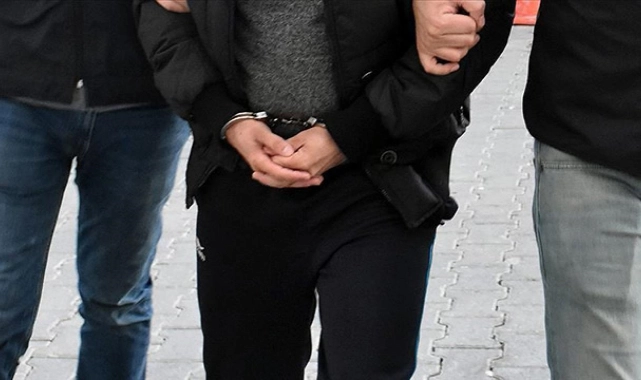 Eşini 5 yerinden bıçaklamıştı... Cani koca yakalandı