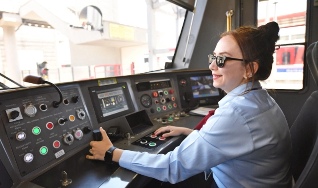 İzmir'in kadın vatmanları çocuklarının kahramanı