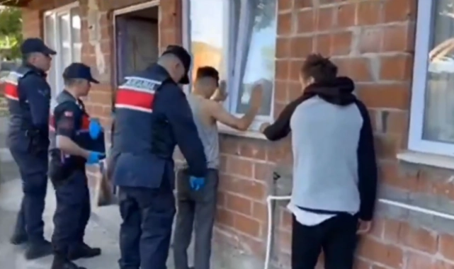 Narkoçelik operasyonunda büyük darbe...1 ton uyuşturucu ele geçirildi 