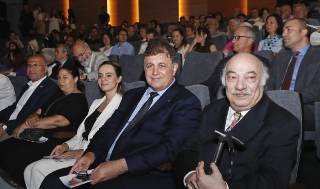 Nazım Hikmet’in “Yolcu” oyununun prömiyeri yapıldı
