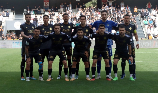 Süper Lig'den düştüğünden beri yüzü gülmedi: Altay'ın kara sezonu
