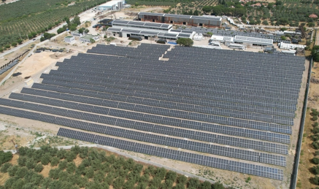 6 futbol sahası büyüklüğünde... İZSU 7 tesisin elektriğini GES ile karşılayacak