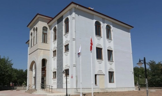 AK Parti'den YRP'ye geçen 8 bin nüfuslu belediyenin 90 milyon lira borcu çıktı