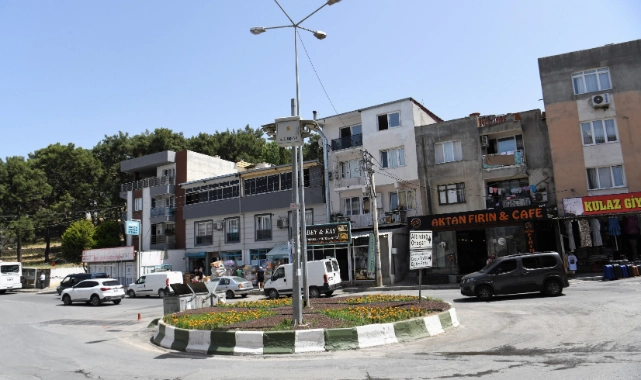 Bornova'da dezavantajlı mahallelere neşter