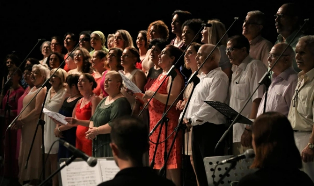 Bornova’da türkülerle "Yaza Merhaba"