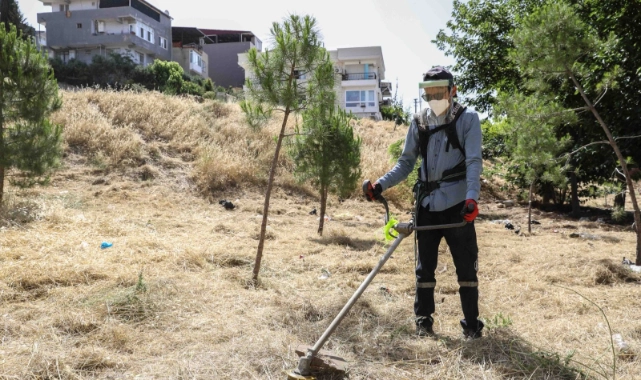 Buca'da yangın riskine karşı kosa önlemi