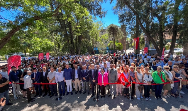 CHP İzmir İl Örgütü bayramlaştı