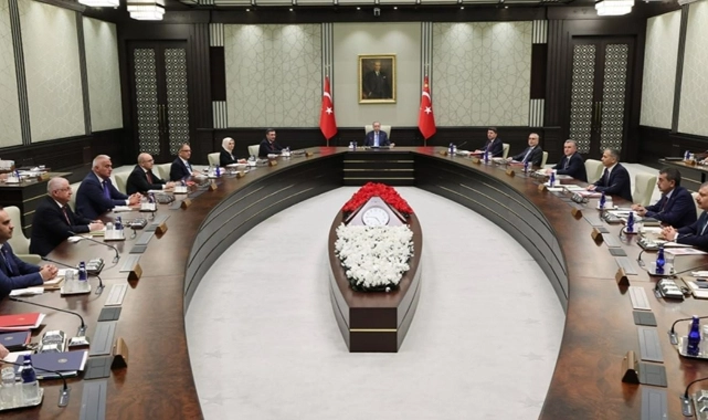 Gözler kabine toplantısında: Masada neler var?