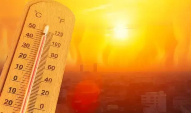 İzmir'de hafta sonu sıcaklar 36 dereceyi bulacak!