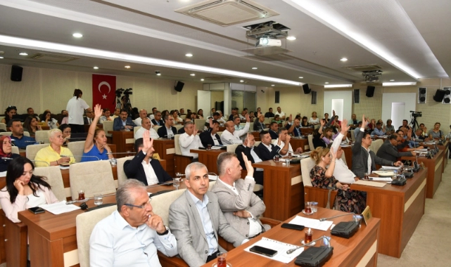 Karabağlar Belediyesi'nden doğalgaz atağı