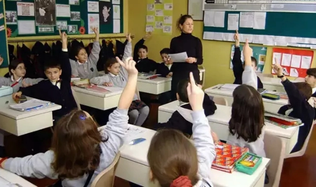Öğretmenlere imam hatip rüşveti: Öğrenciyi yönlendirene 3 bin lira masraf bedeli teklifi 