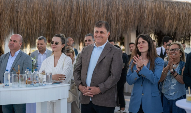 Tugay’dan turizm mesajı: Torunlarımızın yaşayacağı Çeşme'yi hayal edin