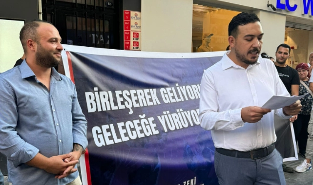 CHP Karşıyaka Gençlik Kolları'nda yarış başladı: İlk aday İzzet Uğur Zeki
