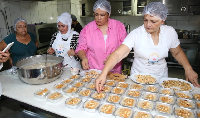 Çiğlili kadınlar aşure atölyesinde buluştu