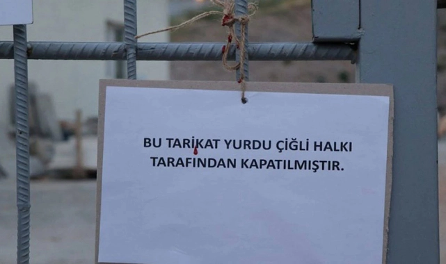 Çiğlililer, tarikat yurdunun kapısına mühür vurdu