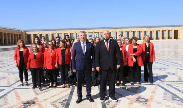 Günay başkandan tam kadro Anıtkabir çıkarması