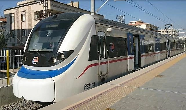 İZBAN, 1 milyardan fazla yolcuyu geride bıraktı