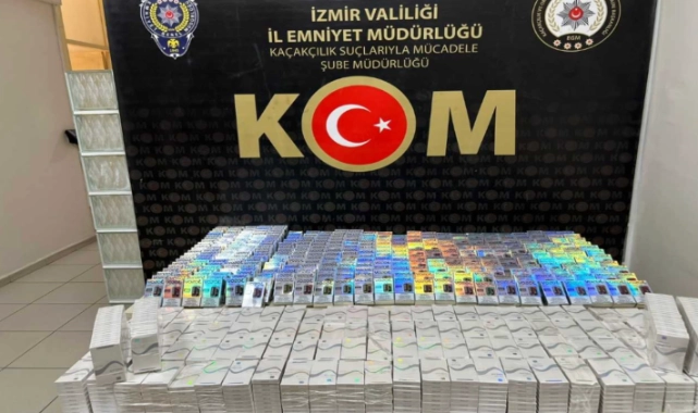 İzmir Emniyeti'nden kaçakçılara operasyon: 54 kişi gözaltına alındı