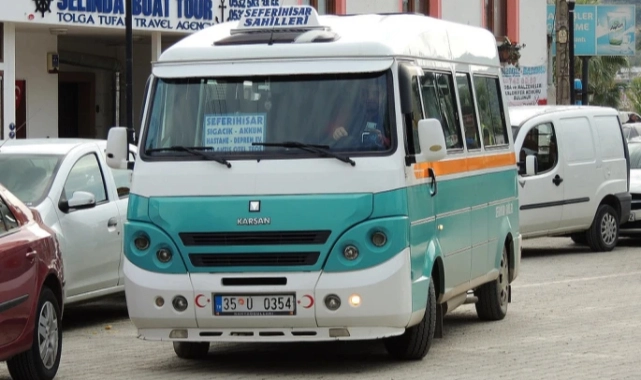 İzmir minibüsçülerinin krizi: Şoför eksikliği ve yolcu azalması!
