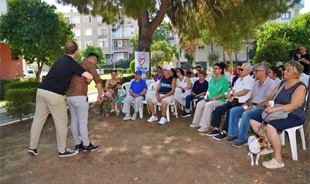 İzmirliler sağlığı geliştiren parklarda buluşuyor