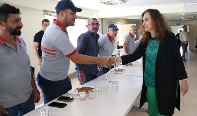 Karşıyaka’da TİS imzaları atıldı Başkan Ünsal: “Emekçilerimizi enflasyona ezdirmeyeceğiz”