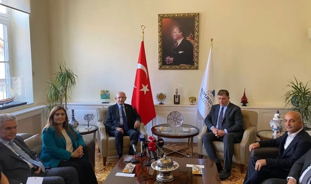 Kılıçdaroğlu'ndan Başkan Cemil Tugay'a ziyaret