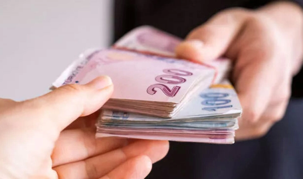 Kredi kuruluşlarının nakdi kredileri 14 trilyon TL’yi aştı