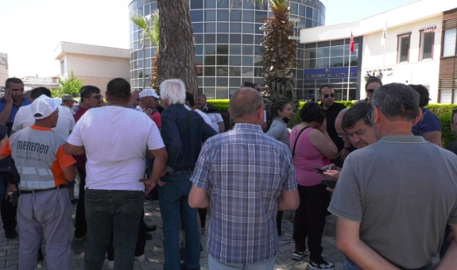 Menemen Belediyesi işçileri protesto ediyor: İşimizi geri istiyoruz!