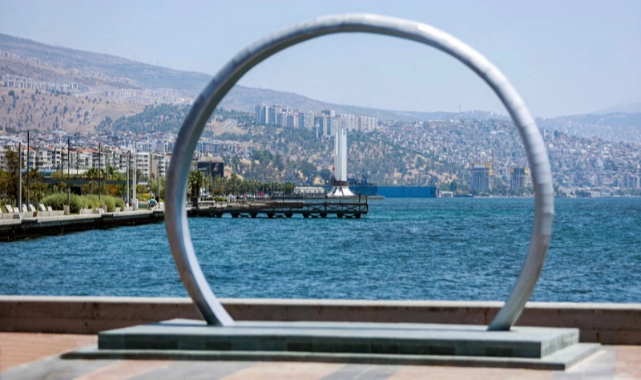 Simge yüzük yeniden Karşıyaka'da