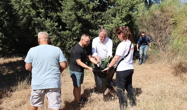 Urla'da anlamlı etkinlik  "Ormanı Temizle Yangına Dur De"